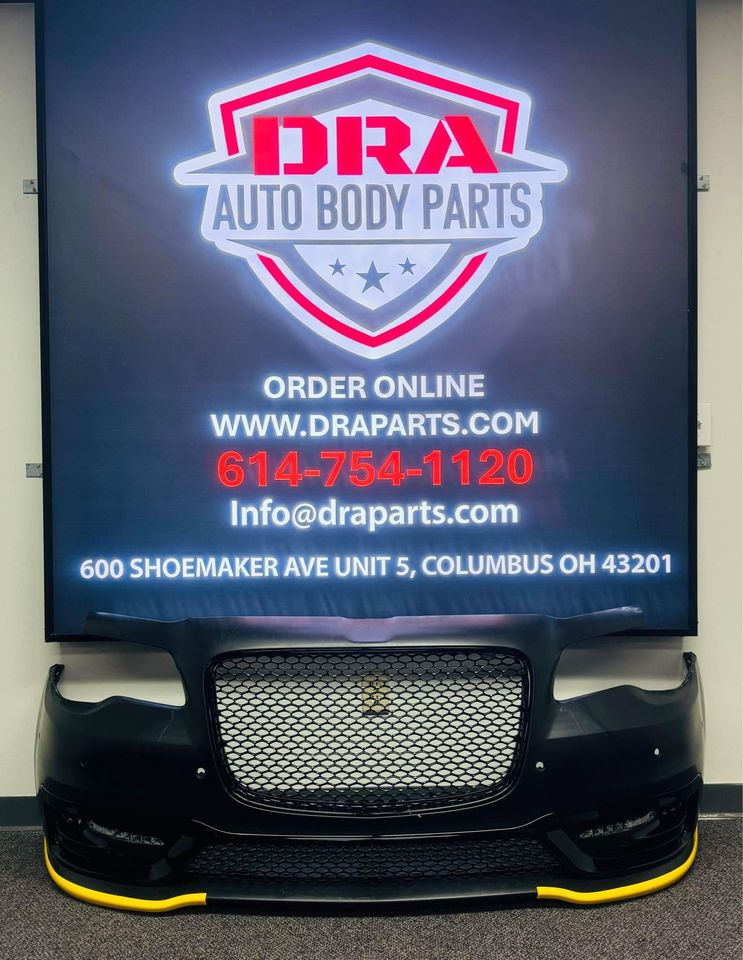 DRA AUTO BODY PARTS logo